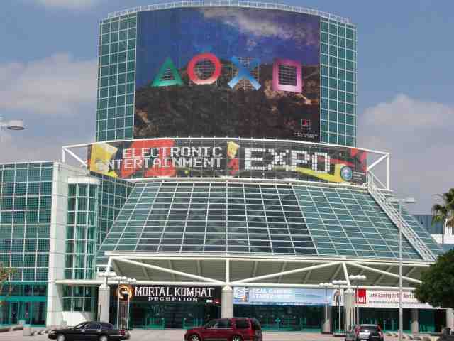E3
